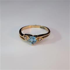 Synthetic Aquamarine Lady's Stone Ring 10K Yellow Gold 1.9g Size:6.75